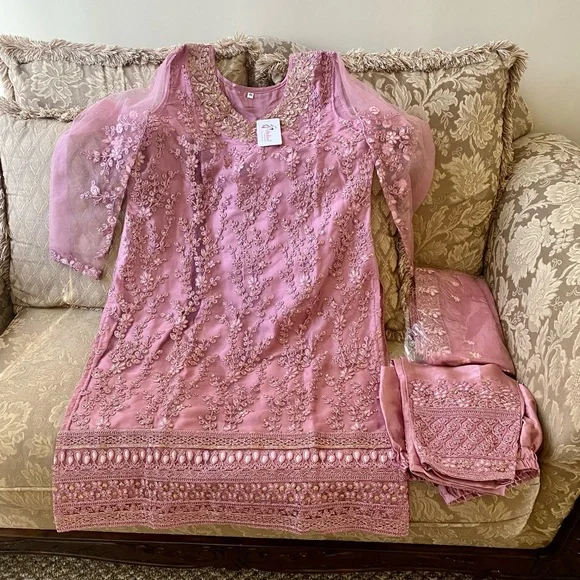 Delisa 3pc Salwar kameez dupatta Embroidered new - Picture 3 of 12